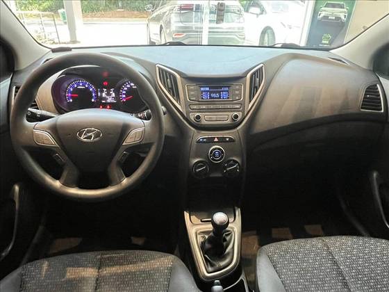 HYUNDAI HB20 1.0 COMFORT PLUS 12V FLEX 4P MANUAL